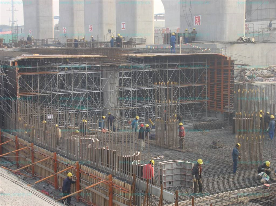 盘扣式脚手架应用案例-桥梁建筑(图5)