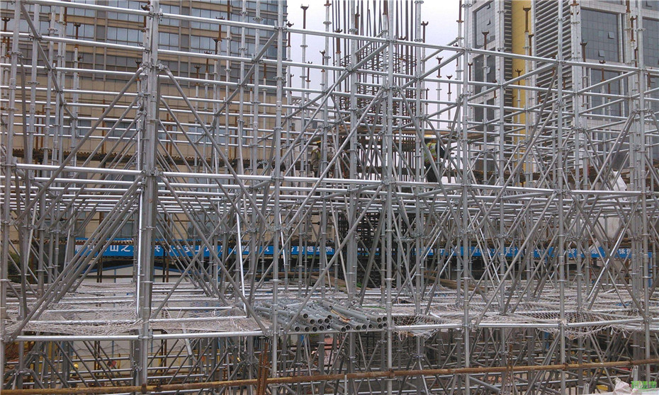 盘扣式脚手架应用案例-桥梁建筑(图7)